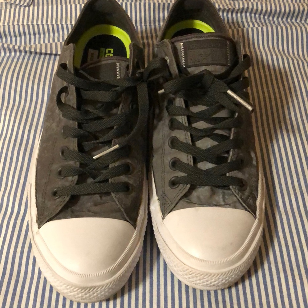 Chuck Taylor 2 reflective.   Men’s 9.5.